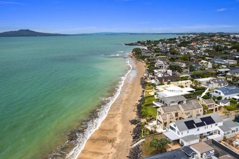 Photo of property in 3a Holiday Road, Milford, Auckland, 0620