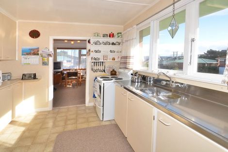 Photo of property in 35 Gresham Street, Tainui, Dunedin, 9013