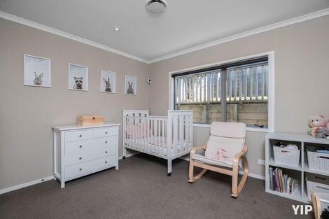 Photo of property in 21 Bickerton Rise, Churton Park, Wellington, 6037