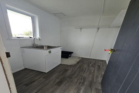 Photo of property in 30 Polson Street, Castlecliff, Whanganui, 4501