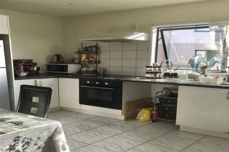 Photo of property in 18/1 Briar Way, New Lynn, Auckland, 0600