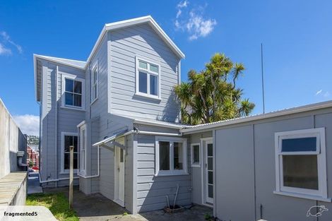 Photo of property in 19 Home Street, Mount Victoria, Wellington, 6011