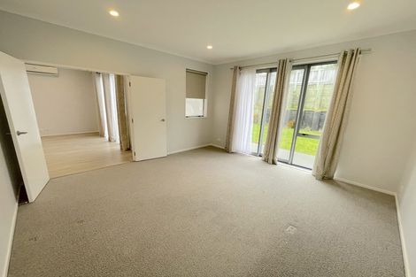 Photo of property in 74 Mackay Drive, Greenhithe, Auckland, 0632