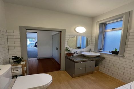 Photo of property in 98 Riddiford Street, Newtown, Wellington, 6021