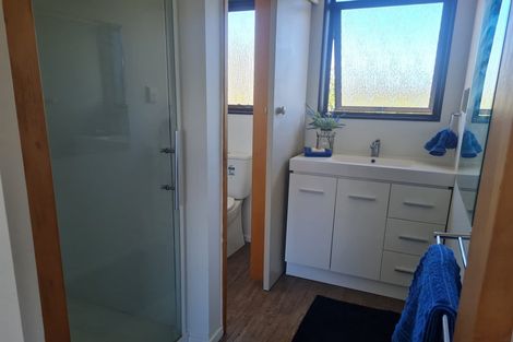 Photo of property in 2a Te Uruhi Grove, Paraparaumu, 5032