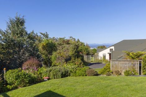 Photo of property in 44 Lakeridge Close, Rangatira Park, Taupo, 3330