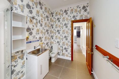 Photo of property in 8 Pascal Street, Palmerston North, 4410