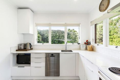 Photo of property in 3/51 College Road, Northcote, Auckland, 0627