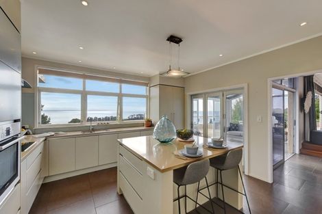 Photo of property in 84 Princes Drive, Britannia Heights, Nelson, 7010