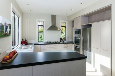 Photo of property in 5 Elmwood Road, Strowan, Christchurch, 8052