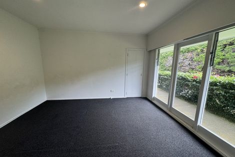 Photo of property in 27 Heath Avenue, Northcote, Auckland, 0627