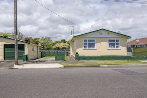 Photo of property in 30 Sussex Street, Levin, 5510