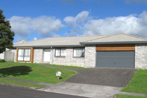 Photo of property in 1/2 Chiania Place, Somerville, Auckland, 2014