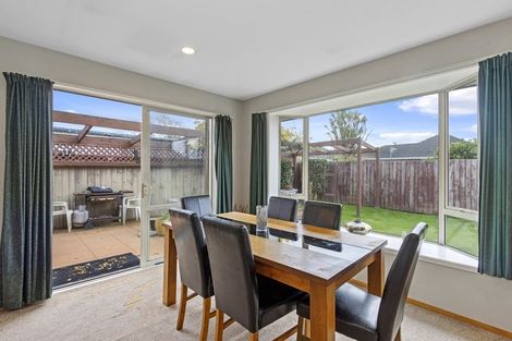 Photo of property in 5a Greenwood Close, Mairehau, Christchurch, 8013
