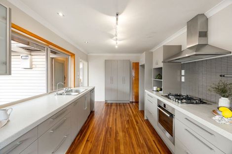 Photo of property in 10 Portal Crescent, Beerescourt, Hamilton, 3200