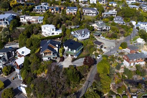 Photo of property in 19 The Brae, Mount Pleasant, Christchurch, 8081