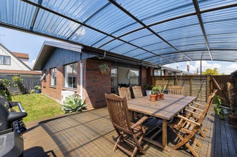 Photo of property in 2/419 Maunganui Road, Mount Maunganui, 3116