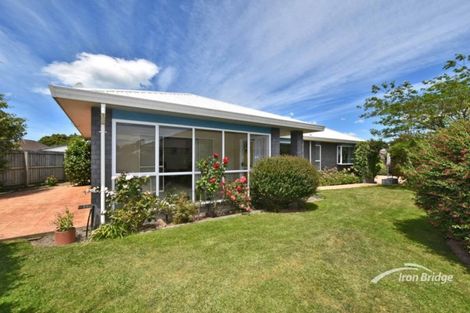 Photo of property in 3 Pyatt Place, Redwood, Christchurch, 8051