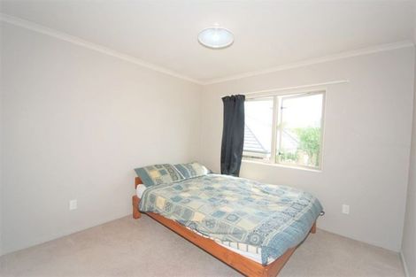 Photo of property in 28 Terracotta Drive, Blockhouse Bay, Auckland, 0600