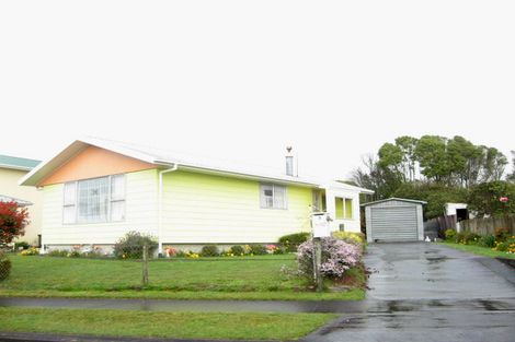 Photo of property in 9 Mace Street, Waitara, 4320