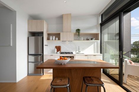 Photo of property in 49 Avon Street, Island Bay, Wellington, 6023