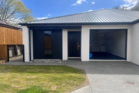 Photo of property in 23 Matuku Place, Paraparaumu Beach, Paraparaumu, 5032