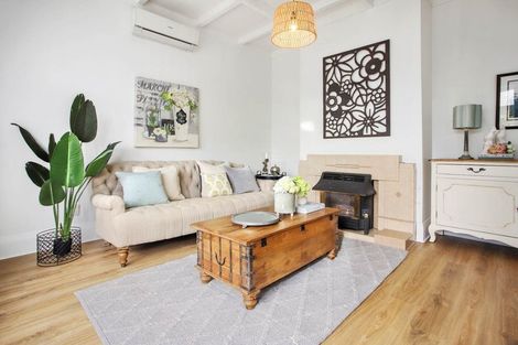 Photo of property in 195 Mount Smart Road, Onehunga, Auckland, 1061