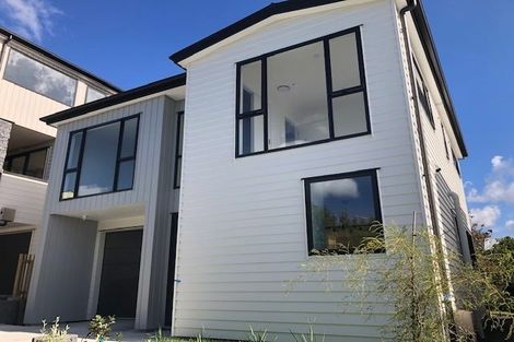 Photo of property in 12c Newhaven Terrace, Mairangi Bay, Auckland, 0630