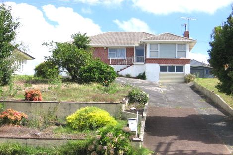 Photo of property in 18 Littlejohn Street, Hillsborough, Auckland, 1042