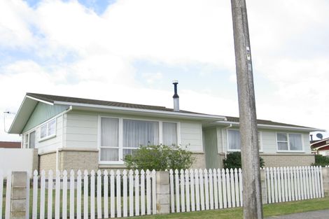 Photo of property in 1 Freyberg Avenue, Tamatea, Napier, 4112