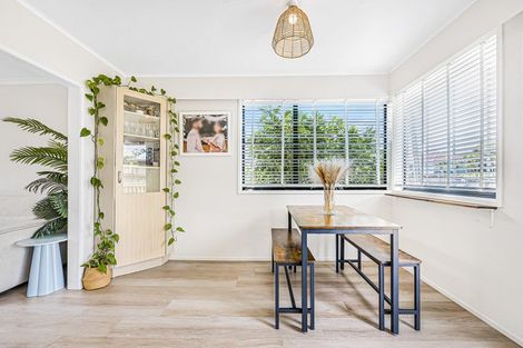 Photo of property in 1/12 Marewa Street, Te Atatu South, Auckland, 0610