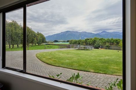 Photo of property in 61 Harnetts Road, Kaikoura Flat, Kaikoura, 7371