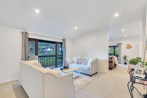 Photo of property in 96 Attwood Road, Paremoremo, Auckland, 0632
