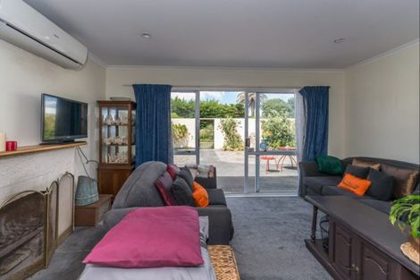 Photo of property in 8 Muapoko Street, Himatangi Beach, Foxton, 4891