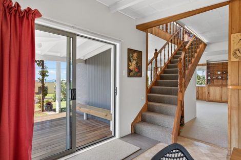 Photo of property in 11 Wintle Street, Mangawhai Heads, Mangawhai, 0505