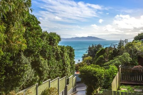 Photo of property in 8 Haunui Way, Pukerua Bay, 5026