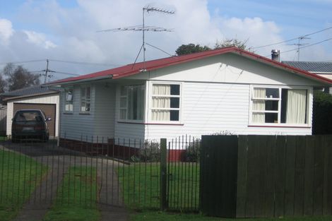Photo of property in 65 Smiths Avenue, Papakura, 2110