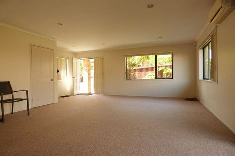 Photo of property in 1/35 Pah Road, Papatoetoe, Auckland, 2025