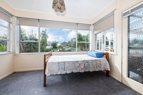 Photo of property in 20 Renton Road, Mount Albert, Auckland, 1025