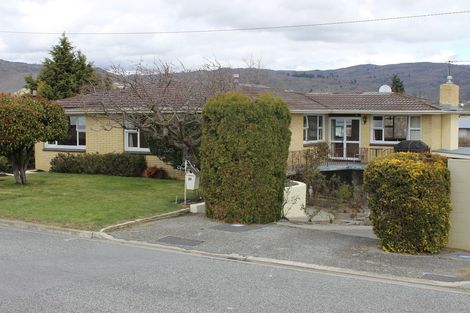 Photo of property in 38 Royal Terrace, Alexandra, 9320