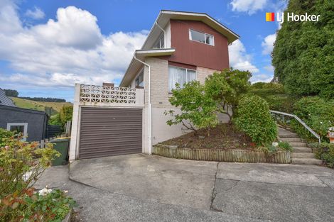 Photo of property in 70a Marion Street, Macandrew Bay, Dunedin, 9014