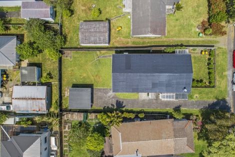 Photo of property in 2/25 Pinedale Place, Henderson, Auckland, 0610