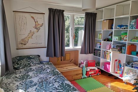 Photo of property in 8 Shelley Street, Titahi Bay, Porirua, 5022