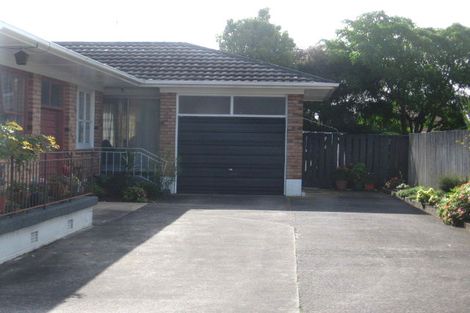 Photo of property in 2/90 Pakuranga Road, Pakuranga, Auckland, 2010
