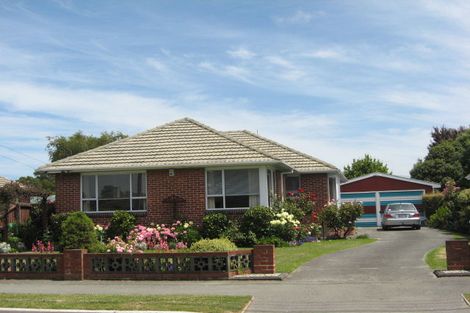Photo of property in 21 Pembroke Street, Avondale, Christchurch, 8061