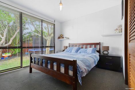 Photo of property in 29 Abbotleigh Avenue, Te Atatu Peninsula, Auckland, 0610