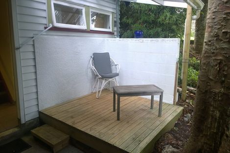 Photo of property in 12 Tawini Road, Titirangi, Auckland, 0604