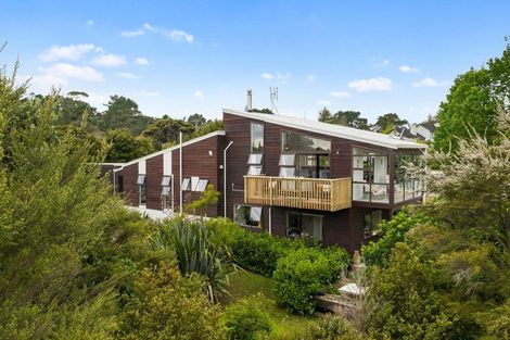 Photo of property in 17 Chatham Avenue, Paremoremo, Auckland, 0632