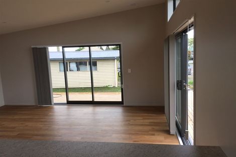 Photo of property in 78 Bower Avenue, New Brighton, Christchurch, 8083