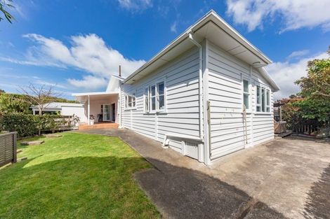 Photo of property in 36a Mount Smart Road, Onehunga, Auckland, 1061